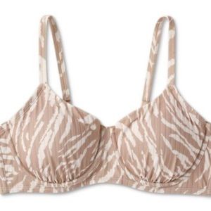 Women's Ribbed Underwire Bralette Bikini
Top only- Wild Fable™ size 16 NWT